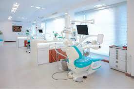 کلینیک دندانپزشکی طرف قرارداد با بیمه در تهران